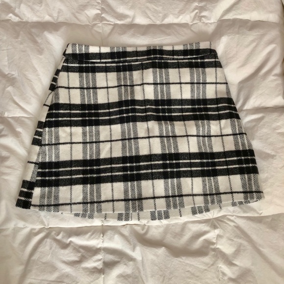Forever 21 Dresses & Skirts - Plaid skirt